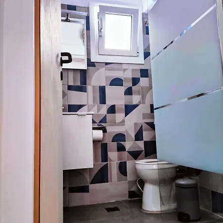 Seaside * Agioi Theodoroi (Corinthia)