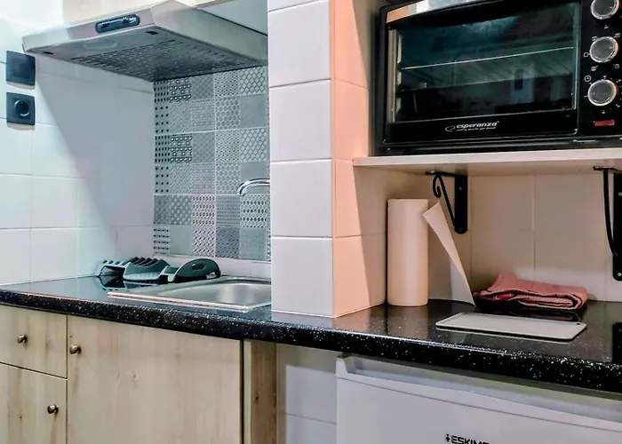 Seaside * Agioi Theodoroi (Corinthia)